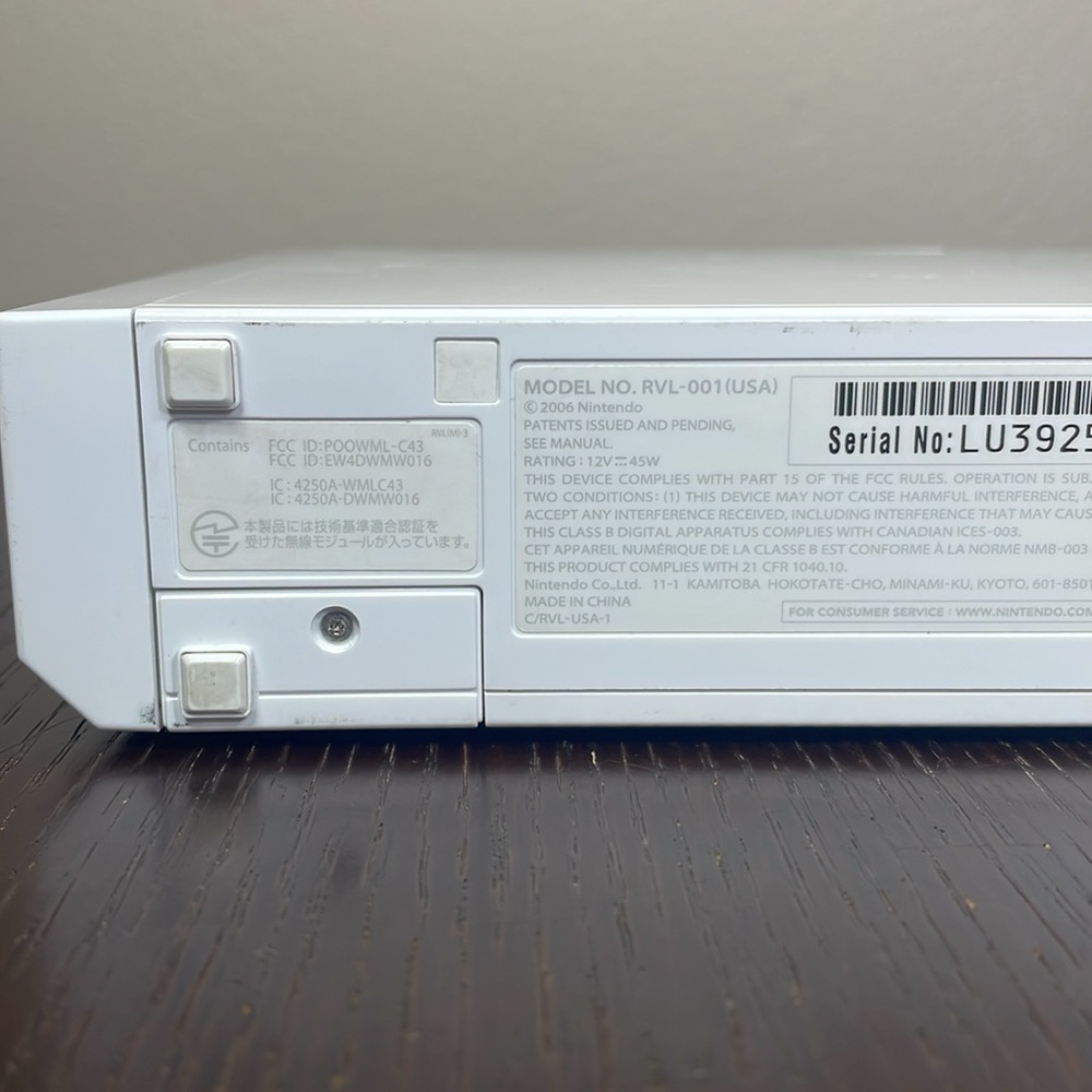 Bundle White Nintendo LU392586243 Wii console RVL-001/ Stand / Mario kart wheel - Picture 4 of 8